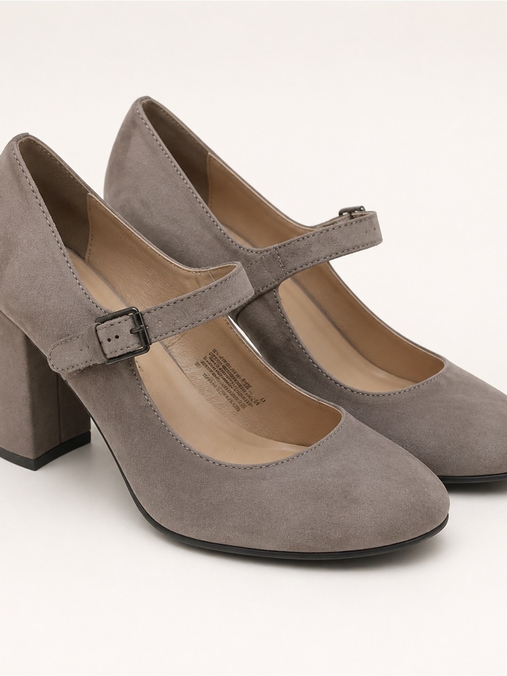 Merona women’s Mary Jane heels in size 8.5